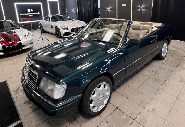 Восстановление легендарного Mercedes cabriolet и подготовка к весеннему автосезону Восстановление легендарного Mercedes cabriolet и подготовка к весеннему автосезону. Детальное фото статьи